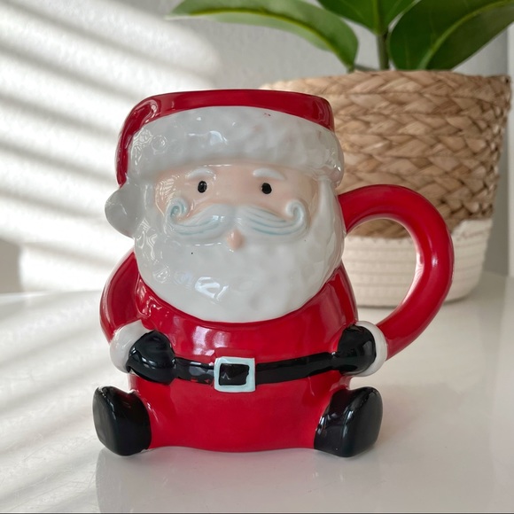 Holiday Home Other - • SOLD • Santa Christmas Mug